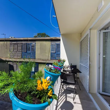 Daire Ema 2br Apt. In Old Town Centre *