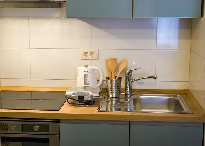 Ema 2br Apt. In Old Town Centre * زادار