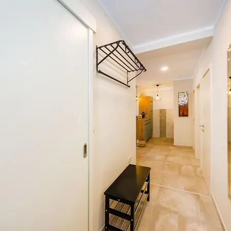 Ema 2br Apt. In Old Town Centre Apartmán *