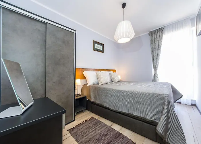 公寓 Ema 2br Apt. In Old Town Centre 扎达尔