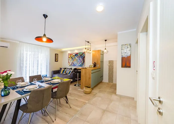 公寓 Ema 2br Apt. In Old Town Centre *
