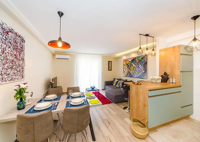 公寓 Ema 2br Apt. In Old Town Centre *